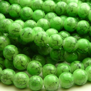 8mm Lime Green Mottled Pattern Round Glass Beads 25 Pieces BN12 image 1