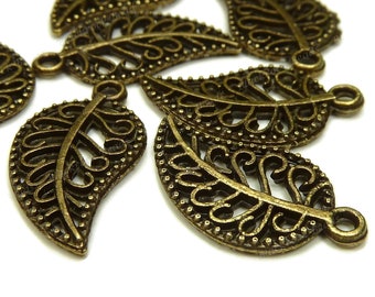 10 Leaf Charms - Double Sided - Antique Bronze Tone - 19x10mm, Filigree Leaf Pendants, Jewelry Findings - BM7