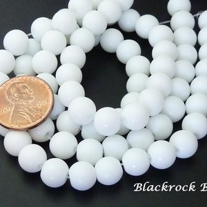 8mm Solid White Round Glass Beads - 40 Piece Strand - BE30