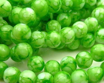 8mm Green and White Round Glass Beads - 25 Pieces - BL12