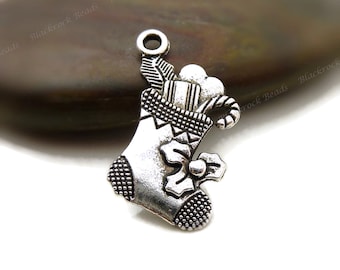 10 Christmas Stocking Charms - Double Sided - Antique Silver Tone - 22x12mm, Christmas Stocking Pendants - BL1