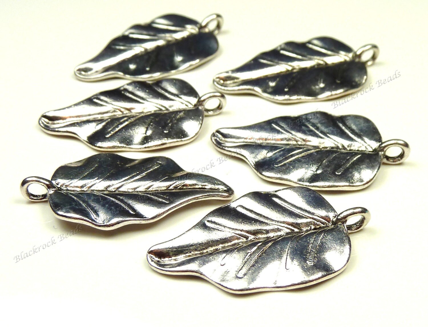 Antique Silver Tone Metal Leaf Pendants 31x18mm 5pcs Etsy
