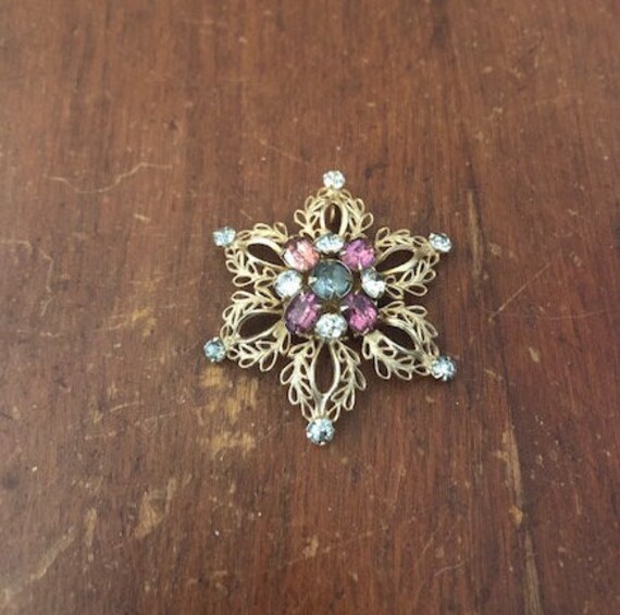 Rhinestone Star Brooch - image 1