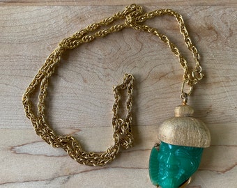 Selro Green Jade Mask Necklace