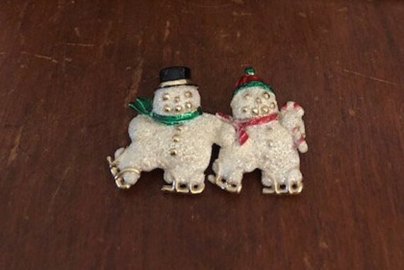 Skating Snowmen Brooch