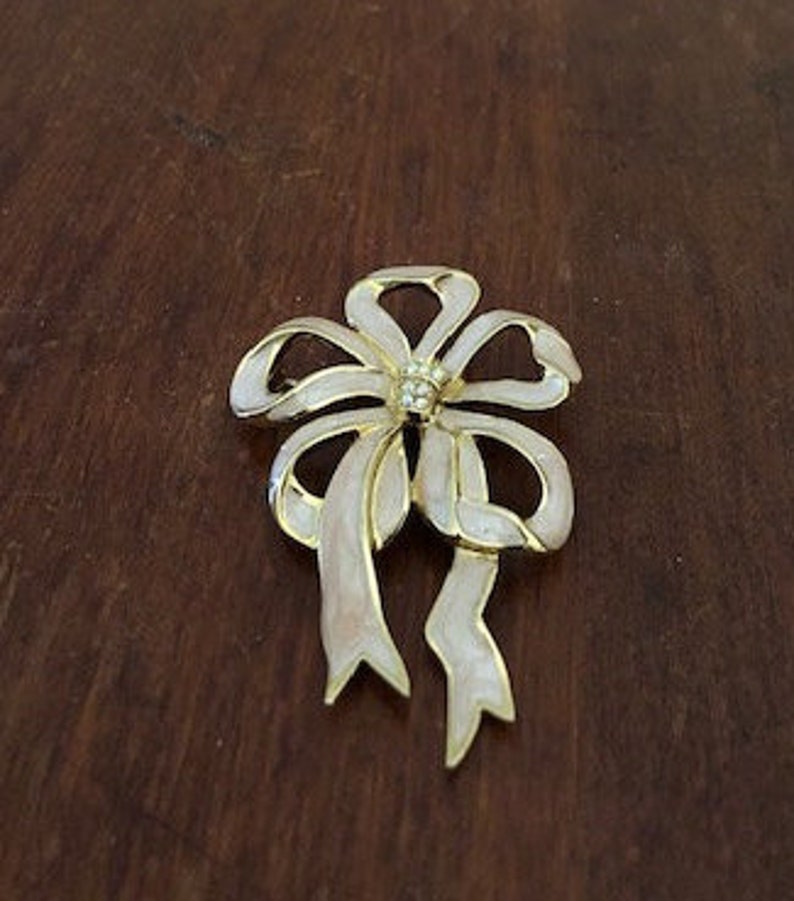 Trifari Brooch