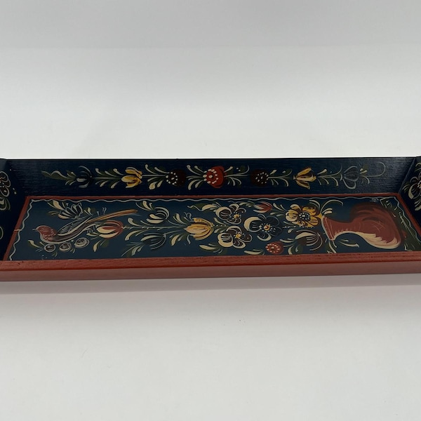 Hand-painted bread tray