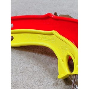 Edgemaker Pro Knife Sharpener and Hone Set Red Yellow Handheld Made in USA image 5