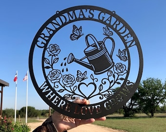 Grandma Garden Metal Wall Art, Where Love Grows Round Sign With Roses And Watering Can Gift For Nana