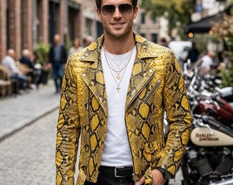 Gele heren bikerjack met slangenprint – mode-bovenkleding met pythonpatroon