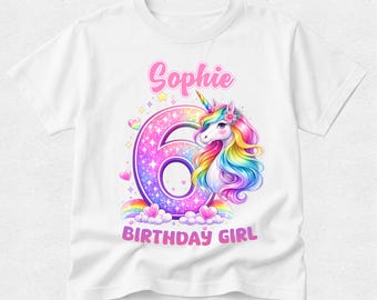 Camiseta de aniversário: Unicórnio, Nuvens, Arco-íris, Cores Pastel - Roupa de Festa. Texto personalizado. Estampa personalizada. Adultos e crianças.