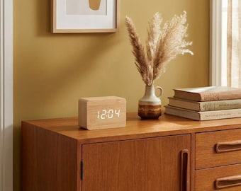 Reloj despertador digital de madera con indicador de temperatura, decoración moderna para escritorio.
