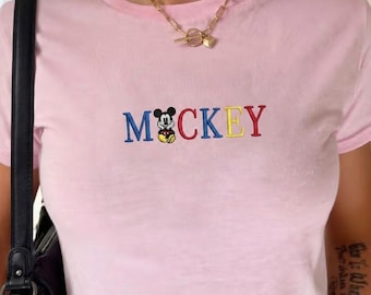 Vintage Mickey gesticktes Baby T-Shirt, süßes Mickey Mouse Crop Top, Y2K Disney Baby T-Shirt, Retro Cartoon Shirt, Geschenk für Disney-Liebhaber