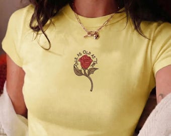 Die Schöne und das Biest Gestickte Baby T-Shirt, Märchen so alt wie die Zeit Shirt, Belle Prinzessin Shirt, Belle Baby T-Shirt, Disney Prinzessin Crop Top