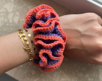 Häkel-Scrunchie – Zweifarbiger Haargummi