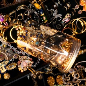 Mystery jewelry vase - Etsy 日本