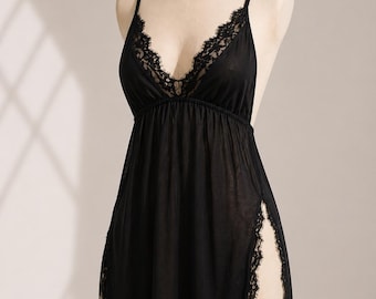 Silky Lace Trim Nightgown – V-Neck Spaghetti Strap Sleepwear (3XL-5XL)