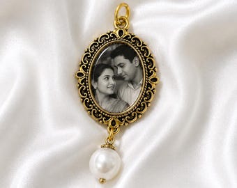 Wedding Bouquet Memorial Photo Gold Pearl