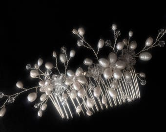 Elegant Vintage inspired Bridal Hair Comb, Bridal Hairpiece, Pearl Hair Comb, Bridal Head Piece, Floral Hair Comb, Floral Hairpiece