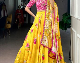Lehenga Choli amarelo-sol floral em georgette com blusa xadrez vichy