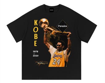 3. TROPHY LEGACY GRAPHIC T-shirt