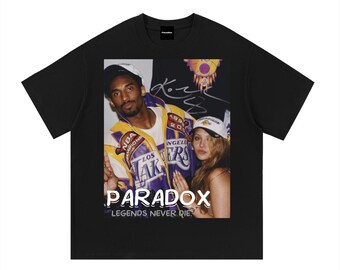 2. CHAMPION MOMENT GRAPHIC T-shirt
