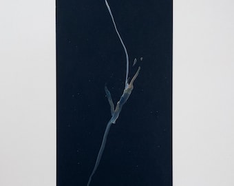 Obra de arte original en acuarela: figura abstracta sobre cartulina negra.