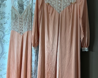 Vintage 50er 60er Jahre Henson Kickernick Peach Seide Spitze Babydoll Nachthemd Robe Set S