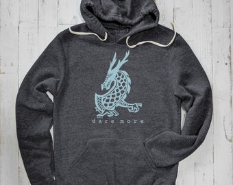 Sudadera con capucha de dragón: Sudadera tipo jersey de forro polar ecológico, estampada a mano.