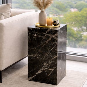 Rechteckiger Beistelltisch aus schwarzem Marmor - moderner dekorativer Steintisch für Wohn- und Schlafzimmer