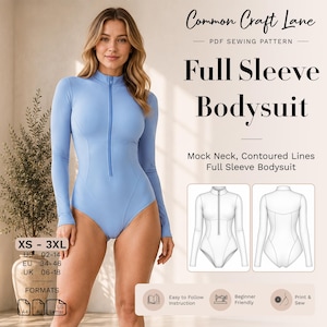 Puede incluir: Un body de manga larga azul claro con cremallera frontal y cuello alto. El texto dice Common Craft Lane, Full Sleeve Bodysuit, Mock Neck, Contoured Lines Full Sleeve Bodysuit. Incluye rango de tallas XS-3XL, US 02-14, EU 34-46, UK 06-18.