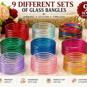 Pode incluir: Nove conjuntos de pulseiras de vidro coloridas em várias tonalidades, incluindo vermelho, verde, azul, roxo, rosa e amarelo. A imagem apresenta o texto "9 DIFFERENT SETS OF GLASS BANGLES". As pulseiras estão dispostas sobre uma superfície texturizada.