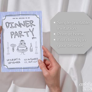 Puede incluir: Una invitación a una cena con un borde a rayas azules y blancas. La invitación presenta el texto "YOU'RE INVITED TO MY DINNER PARTY 8PM" e incluye ilustraciones de velas, flores, un pastel y una botella. También se incluyen la fecha y la dirección.