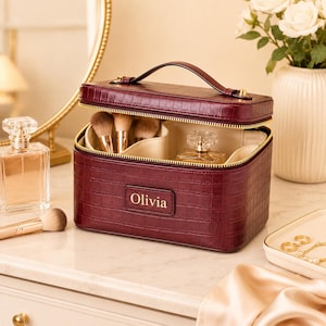 Personalized Croc Makeup Case, Custom Name PU Leather Vanity Organizer for Women