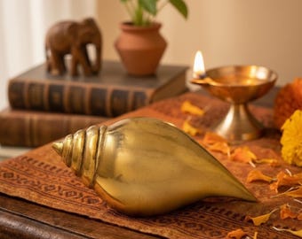 Handcrafted Brass Shankh Decorative Showpiece, Pooja Temple Vastu Decor