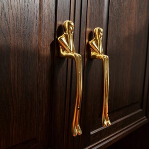 Brass Thinker Cabinet Pull Handle | Sculptural Human Drawer Knob | Artistic Furniture Handle | Modern Minimalist Cabinet Hardware