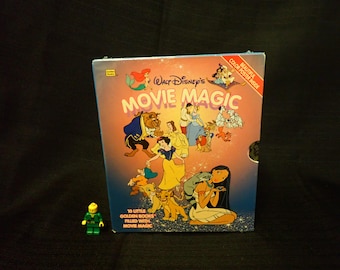 Walt Disney's Movie Magic - Juego de 10 libros dorados con póster, sin usar