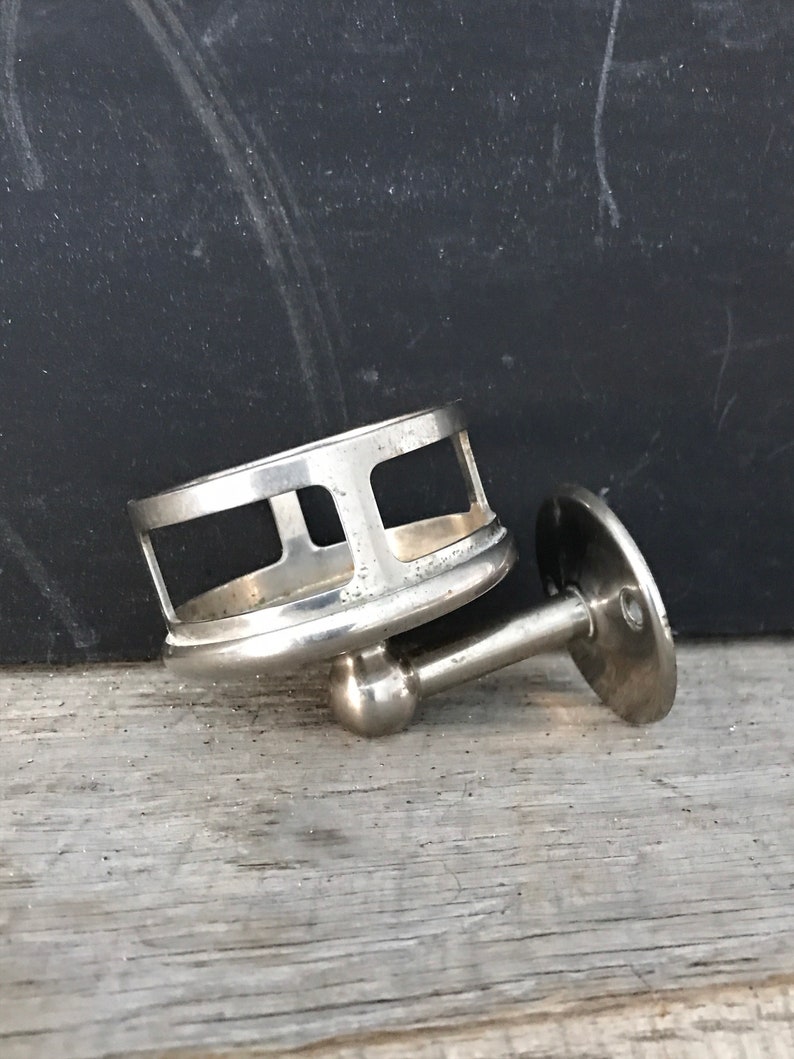 Vintage Jl Mott bathroom shops cup holder