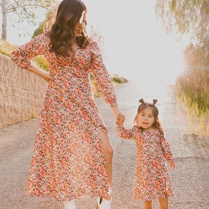 green emerald velvet dress What to Wear for Fall Family Photos: Amazon Edition for Moms