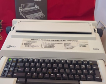 Vintage AT&T Personal Portable 6200 Electronic Typewriter  (1988) TESTED