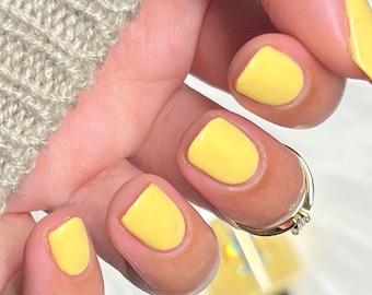 Banan-Appeal - Pastel Yellow Creme Nail Polish with optional scent