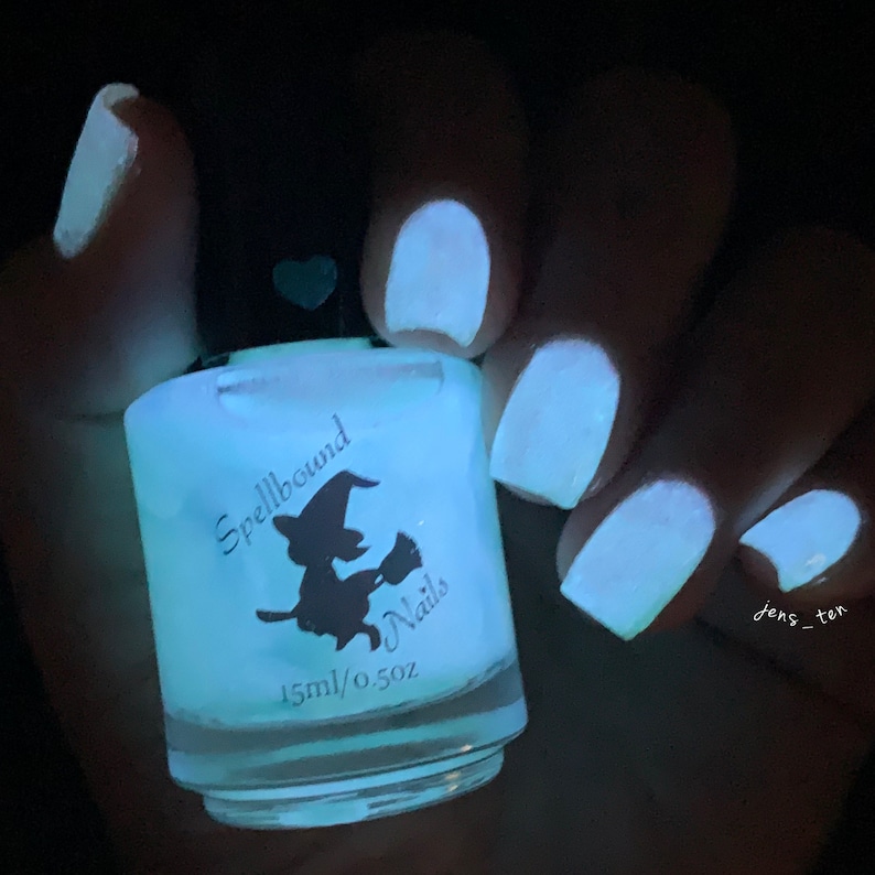 The Memory custom handcrafted shimmer blue glow in the dark nail polish immagine 3