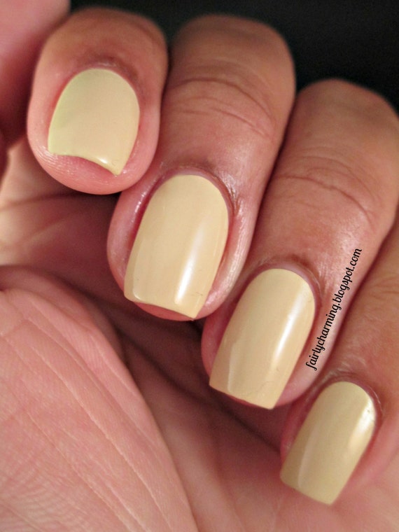 San Pedro Morning Esmalte De Uñas Color Caqui Amarillo Crema