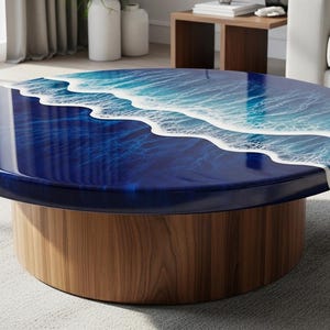 Mesa de centro redonda de resina epoxi con diseño de olas oceánicas – Muebles costeros de resina azul