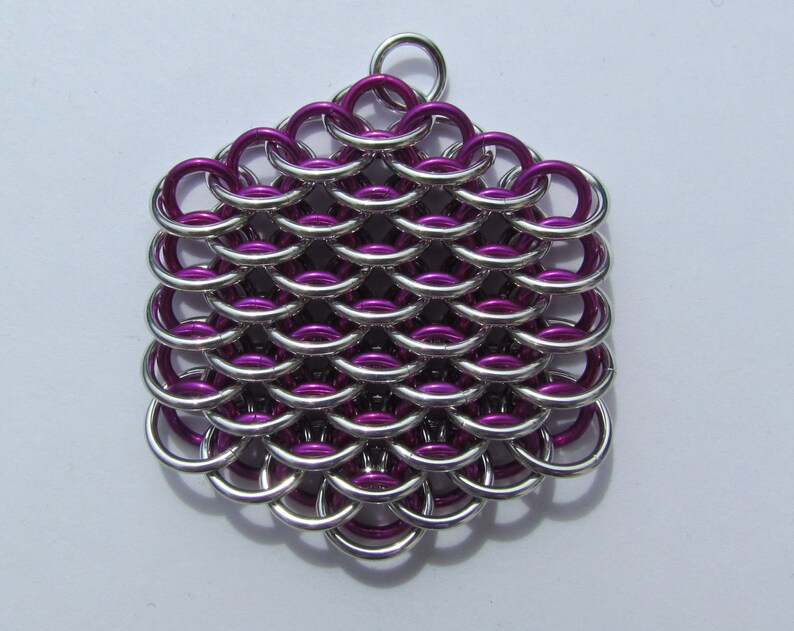 Chain Maille Pendant, Violet Pendant, Purple Necklace, Dragonscale Pendant, Jump Ring Jewelry image 5