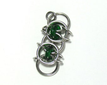 Glass Pendant, Chain Maille Pendant, Green Pendant, Green Glass Jewelry, Jump Ring Jewelry