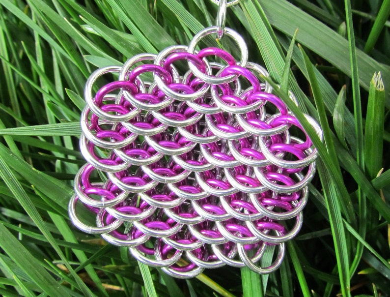 Chain Maille Pendant, Violet Pendant, Purple Necklace, Dragonscale Pendant, Jump Ring Jewelry image 2