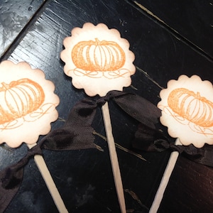 Thanksgiving cupcake toppers-Pumpkin cupcake picks-Thanksgiving decorations-Fall -set of 12