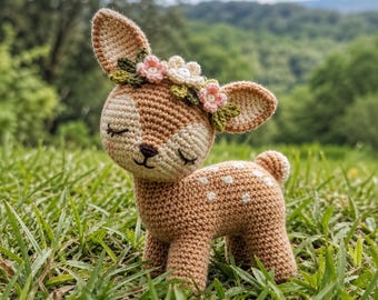 Gehaakt patroon babyhert (pdf) – amigurumi bos fawn met bloemkroon, schattige bosdier pluche, kinderkamerdecoratie gehaakt