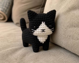 Tuxedo Cat Amigurumi Crochet Pattern PDF – Tuxedo Cat Amigurumi Pattern, Mini Cat Plush, Cute Animal Crochet, Beginner Friendly Toy Pattern